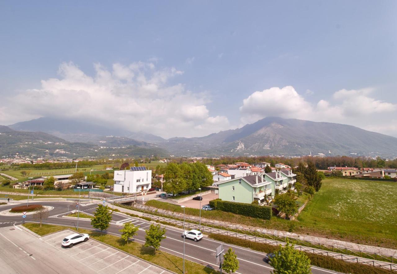 Piazza Lira Schio Residence Exterior photo